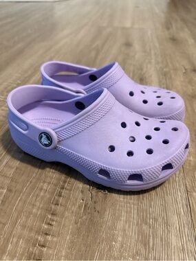 Kids Classic Crocs - Lavender